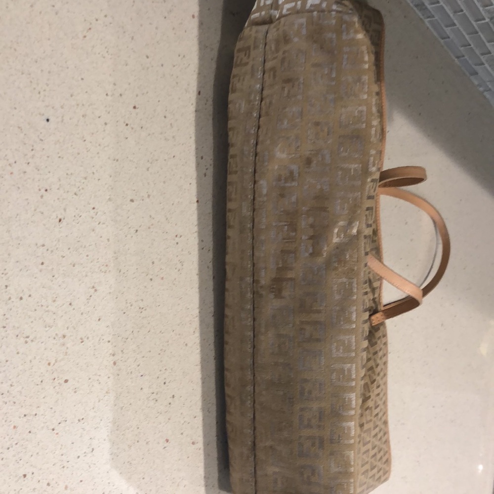FENDI ZUCCHINO CANVAS tote beige material with Fendi logo rare find - Picture 16 of 16